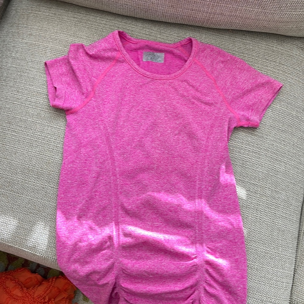 Athleta short sleeve hot pink top
